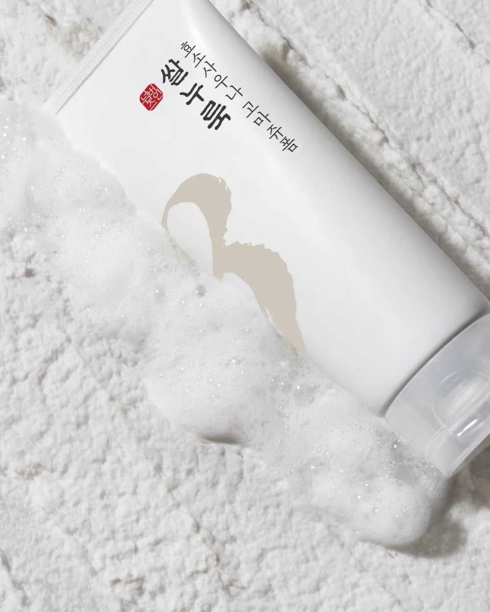 Textuur van Numbuzin No.3 Rice Enzyme Softening Cleansing Foam