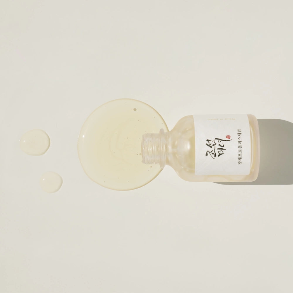 Beauty of Joseon Glow Serum Propolis + Niacinamide naast honing