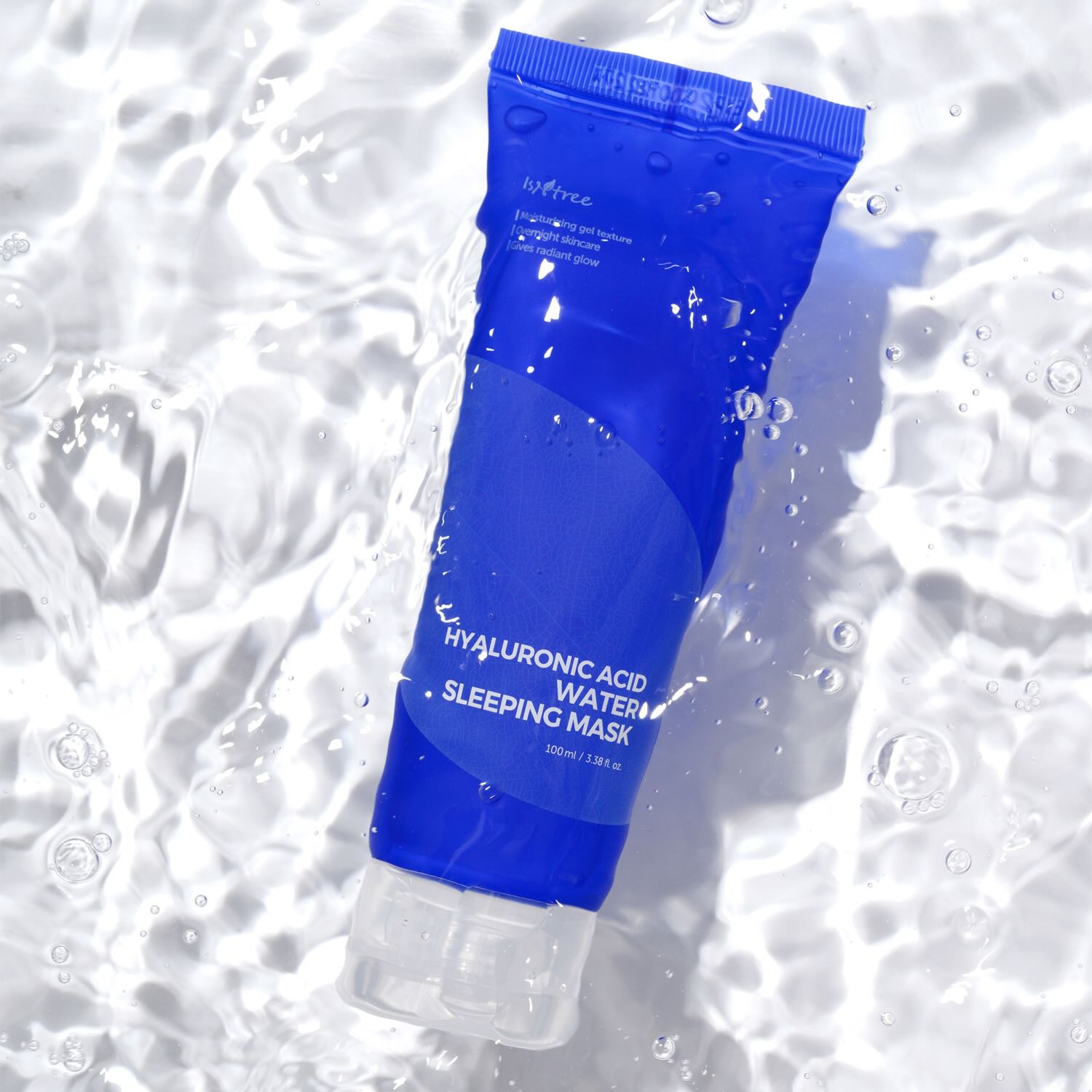 Isntree Hyaluronic Acid Water Sleeping Mask tussen Koreaanse skincareproducten