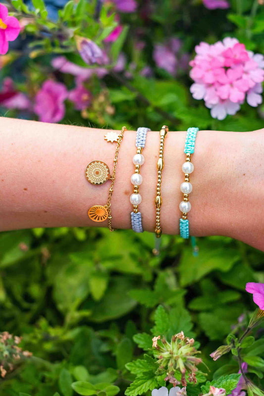 Gevlochten koord armband met kralen
