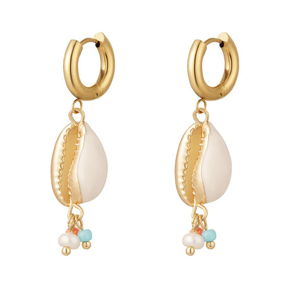 Oorhangers met schelpen