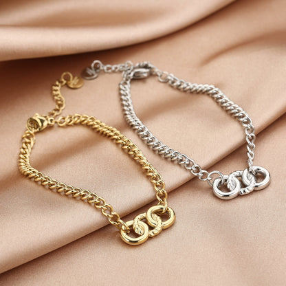 Schakelarmband met in elkaar verweven cirkels